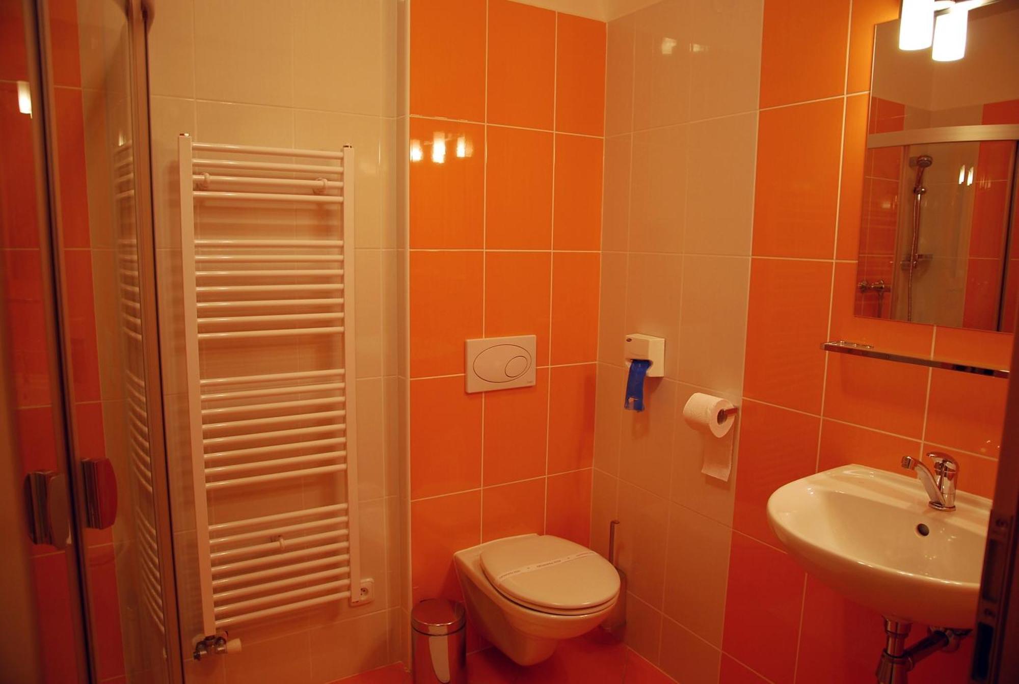 Hotel Senimo ออลอโมตซ์ ภายนอก รูปภาพ